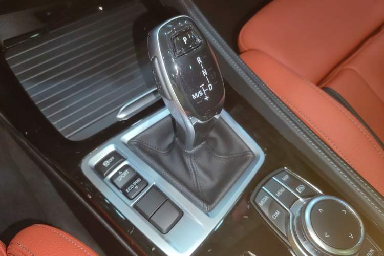 Used BMW 1 Series 2022 125i M Sport Night Edition Gear Lever