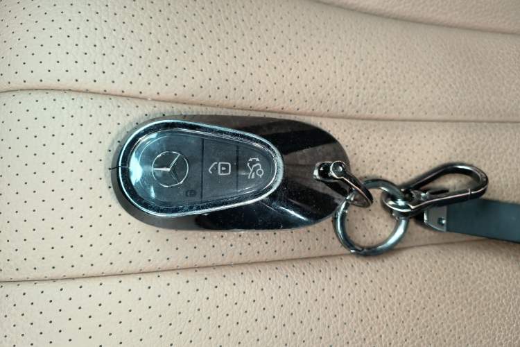 Used Mercedes-Benz E-Class 2025 Facelift E 300 L Fashion Edition
