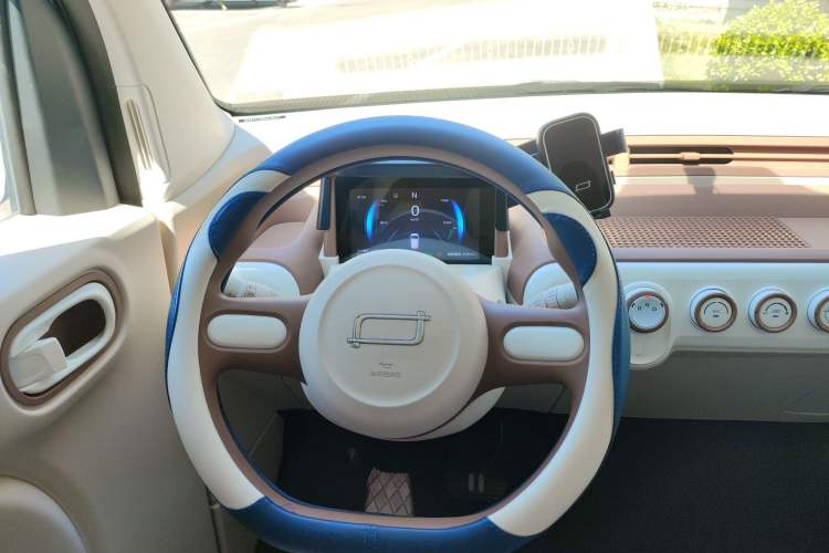 Used Bestune Pony 2026 Model 222km Cute Horse
