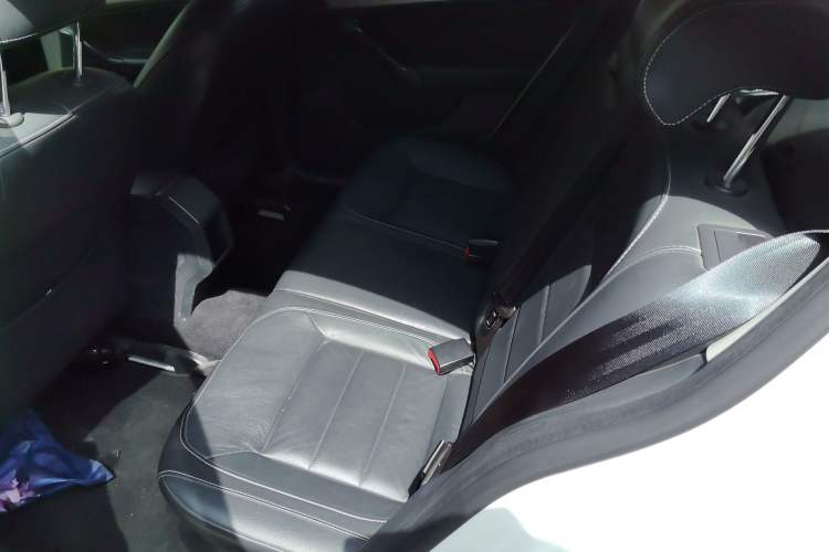 Used Volkswagen Lavida 2015 1.6L Automatic Comfort Edition Left Rear Seat