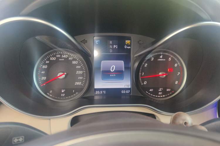 Used Mercedes-Benz GLC 2016 GLC 260 4MATIC Luxury Model
