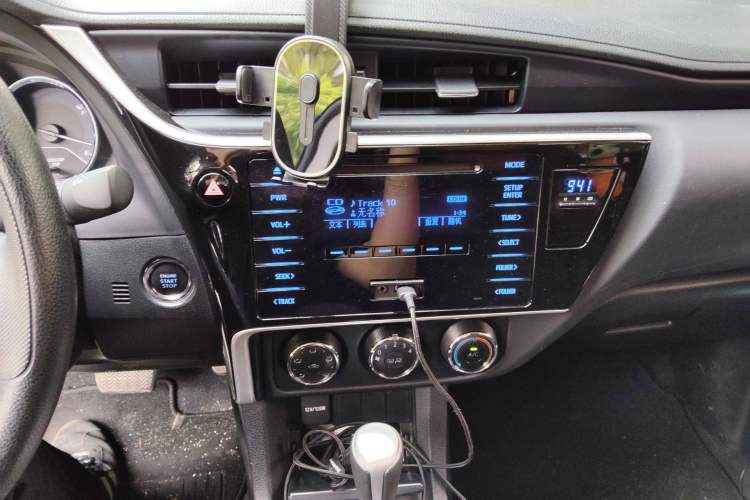 Used Toyota Corolla 2018 1.2T S-CVT GL Smart Enjoyment Version Audio And AC Panel