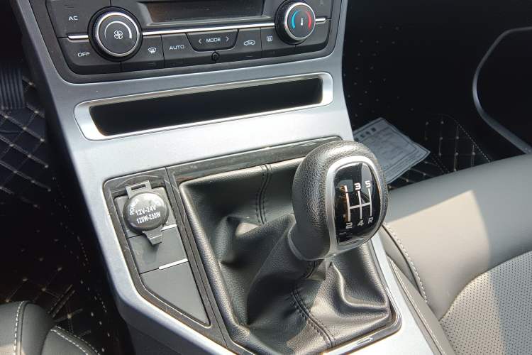 Used Geely Auto Emgrand 2020 1.5L Manual Luxury Model
