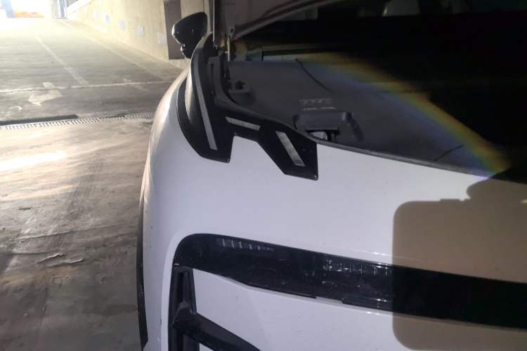 Used Zeekr X 2023 Four-Wheel Drive YOU Edition 4 Seats Right Front Headlight