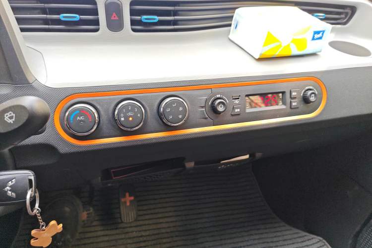 Used Wuling Hongguang MINIEV 2020 Enjoyment Model Lithium Iron Phosphate
