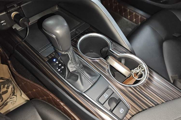 Used Toyota Camry 2019 Revised Version 2.0G Luxury Edition
