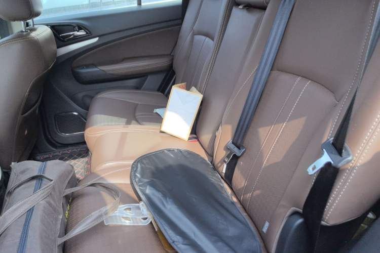 Used BYD S7 2015 2.0T Upgraded Automatic Luxury Version