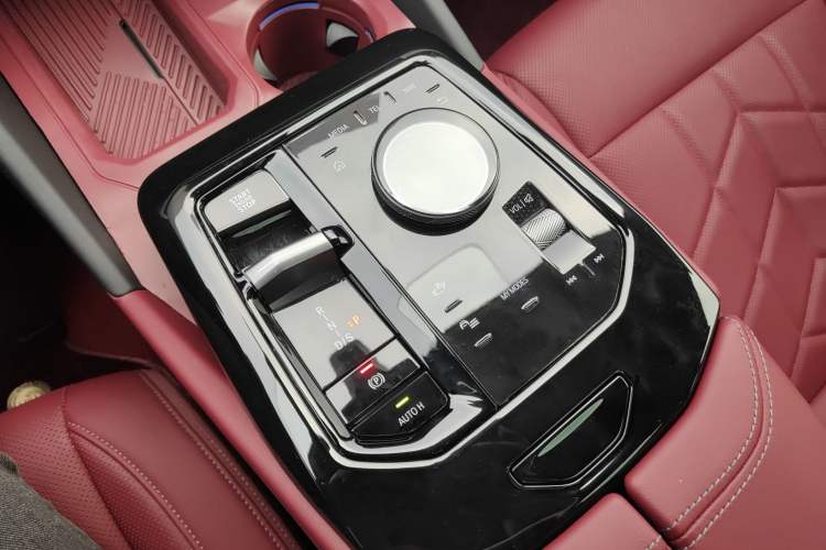 Used BMW 5 Series 2025 530Li Leading Edition Luxury Package
