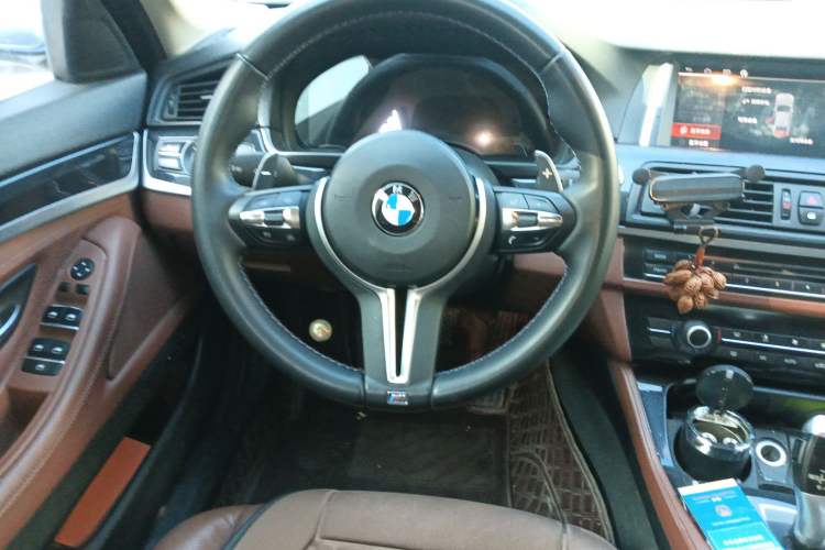 Used BMW 5 Series 2014 520Li Elegant Model