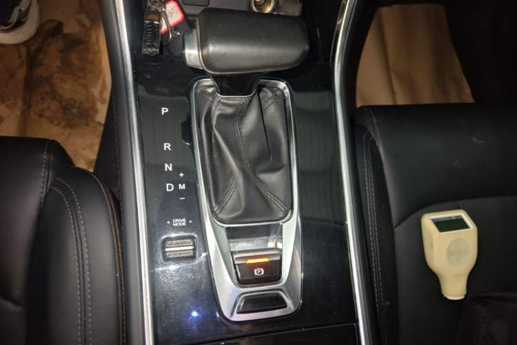 Used CHANGAN CS75 2021 Honor Million Edition 280T DCT Prestige Model
