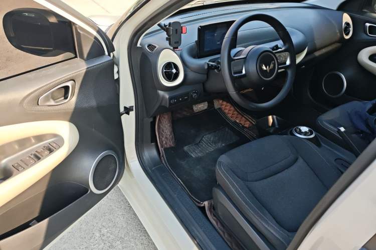 Used Wuling Bingo 2023 203km Light Edition