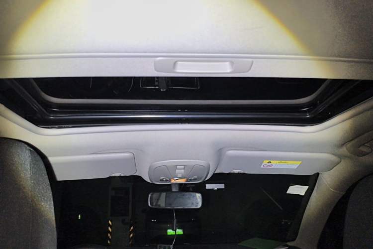 Used Peugeot 408 2014 1.8L Automatic Luxury Edition Headliner