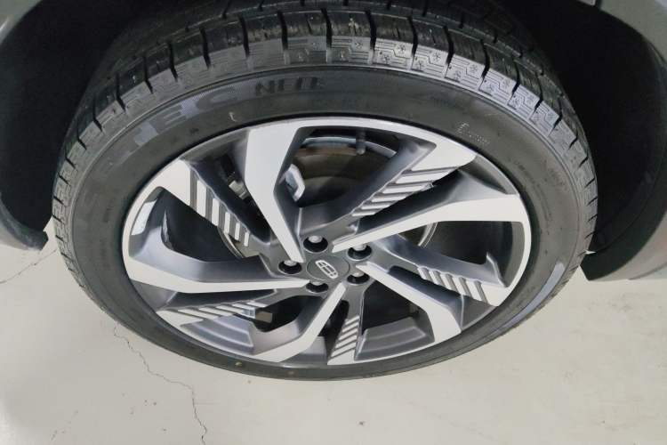 Used Geely Auto Monjaro L 2021 2.0TD DCT EVO Two-Wheel Drive Smart Luxury Version
