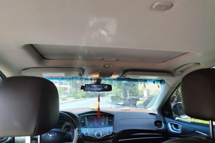 Used Infiniti QX60 2014 2.5 S/C Hybrid Two-Wheel Drive Excellence Edition
