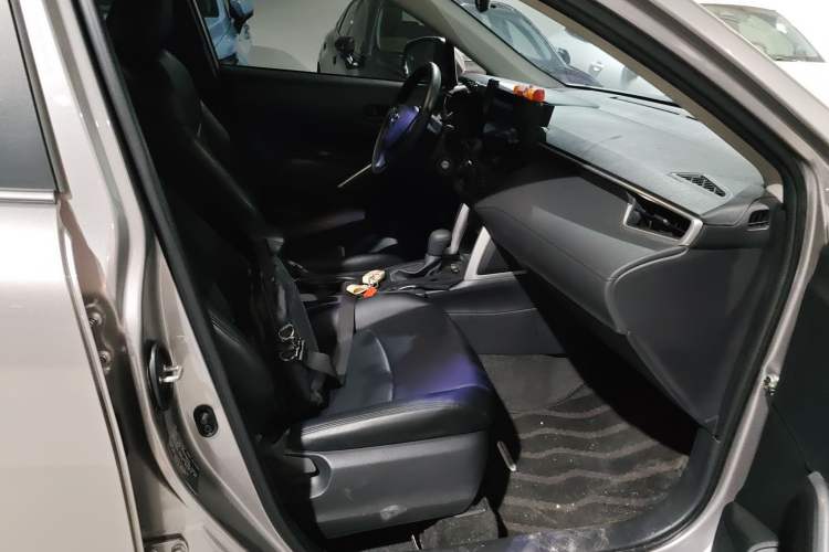 Used Toyota Corolla Cross 2024 2.0L Pioneer Edition