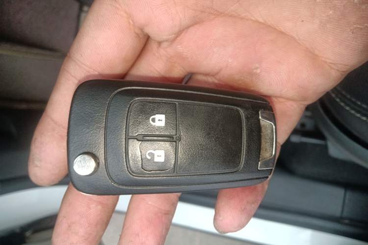 Used Buick Encore 2015 1.4T Automatic Two-Wheel Drive Urban Elite Version