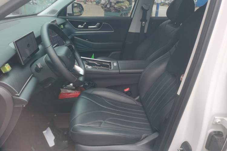 Used Chery Fengyun T9 2024 120 Long-Range Luxury Version 5 Seats Ternary Lithium
