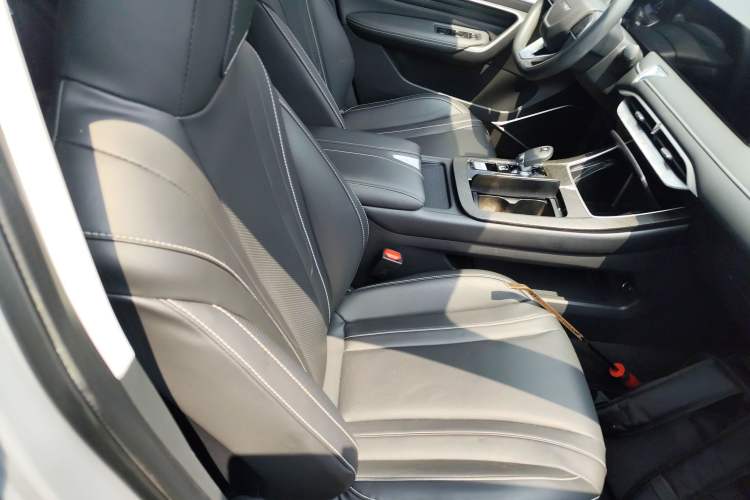 Used Venucia V 2021 260T Idol Edition