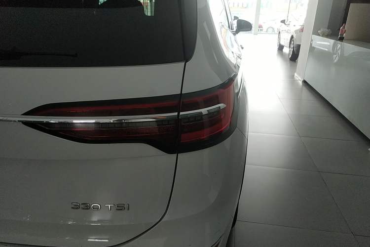 Used Volkswagen Viloran 2024 330TSI Luxury Edition
