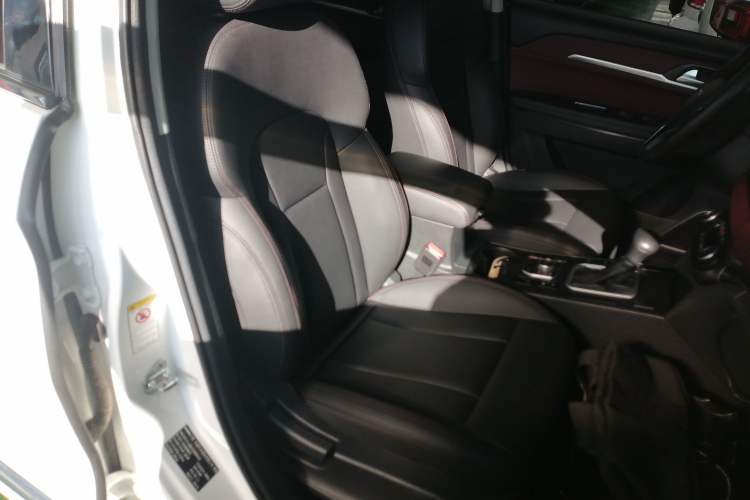 Used Haval H6 Coupe 2018 Red-Label 1.5T Automatic Two-Wheel Drive Luxury Model
