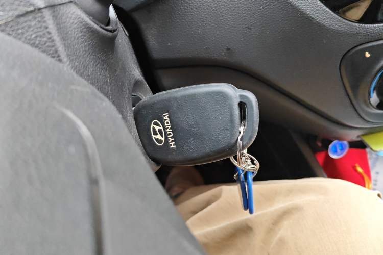 Used Hyundai Verna (new generation) 2016 1.4L Manual Cool Edition GLS Vehicle Key