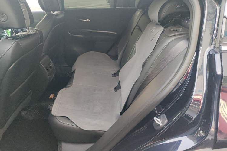 Used Cadillac XT4 2020 28T Two-Wheel Drive Tech Version