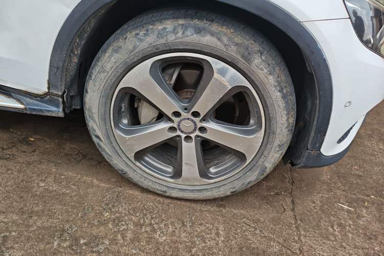 Used Mercedes-Benz GLC 2016 GLC 260 4MATIC Luxury Model