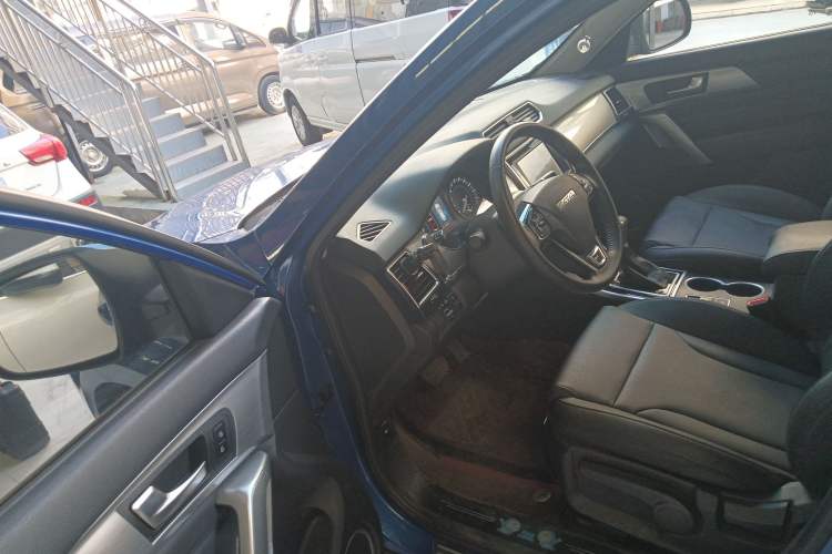 Used Haval H2 2017 Red-Label 1.5T Automatic Two-Wheel Drive Luxury Model