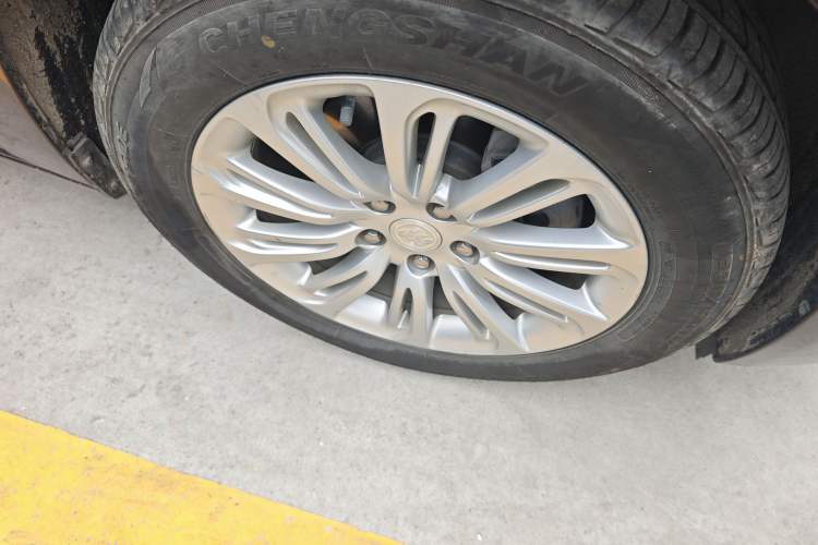 Used Buick LaCrosse 2018 30H Elite Edition