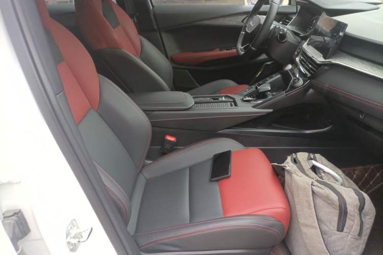 Used Lynk & Co 06 2020 1.5T JinPro model Right Front Seat