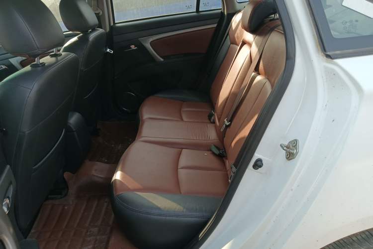 Used Haima M6 2017 1.5T CVT Luxury Model