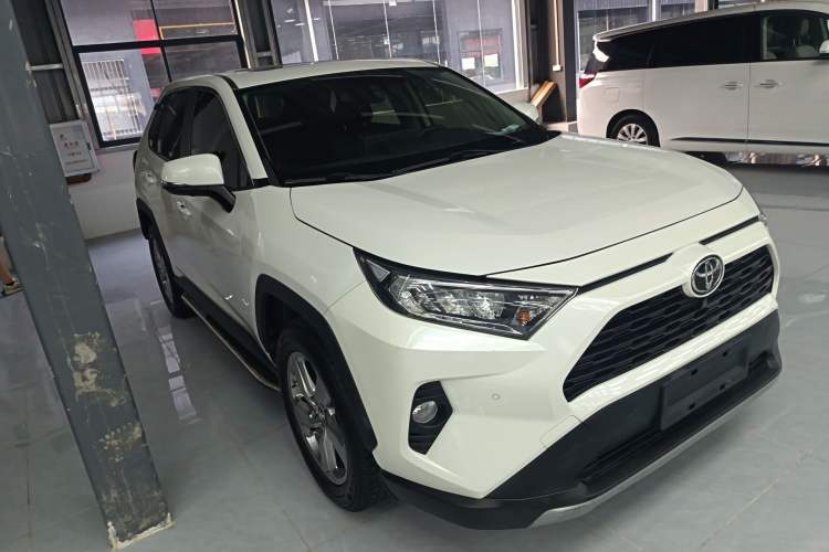 Used Toyota RAV4 2020 2.0L CVT Two-Wheel Drive Fashion Edition
