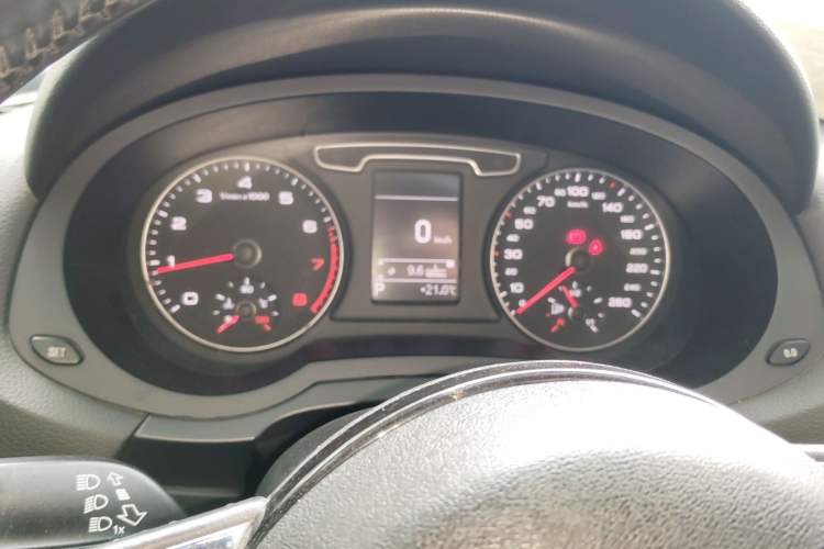 Used Audi Q3 2015 35 TFSI Comfort Model Instrument Cluster