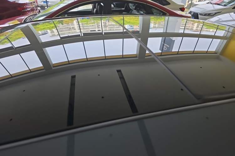 Used Geely Auto Preface 2023 2.0TD Prestige Version Roof