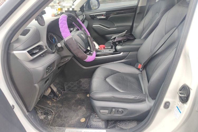 Used Toyota Highlander 2022 Dual-Engine 2.5L Four-Wheel Drive Prestige Version 7 Seats