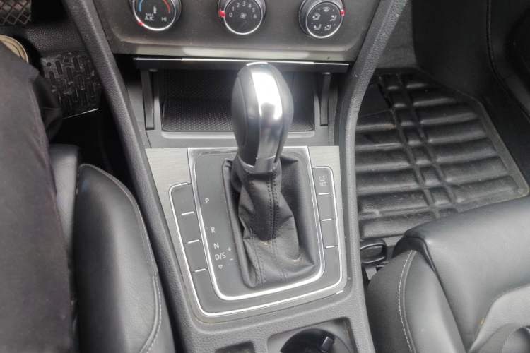 Used Volkswagen Golf 2014 1.6L Automatic Comfort Model
