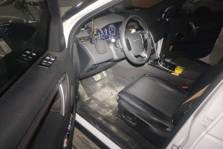 Used Land Rover Discovery Sport 2021 249 PS R-Dynamic S Performance Edition
