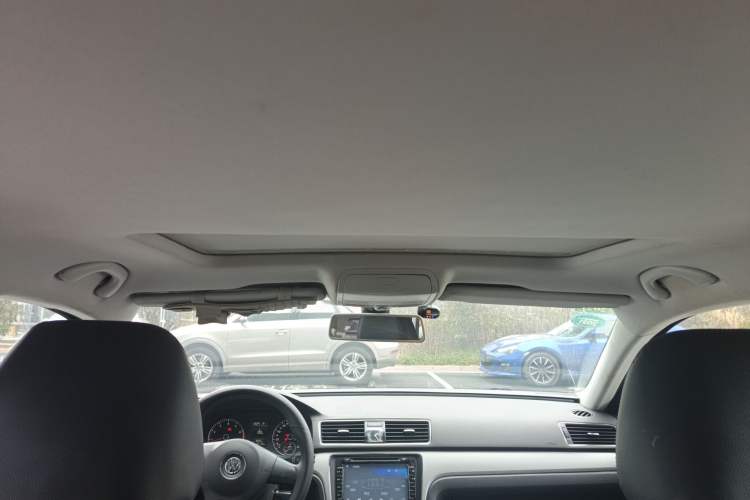 Used Volkswagen Passat 2013 1.8TSI DSG Prestige Edition Headliner