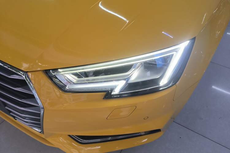 Used Audi A4L 2018 30th Anniversary Edition 40 TFSI Fashion Model Left Front Headlight