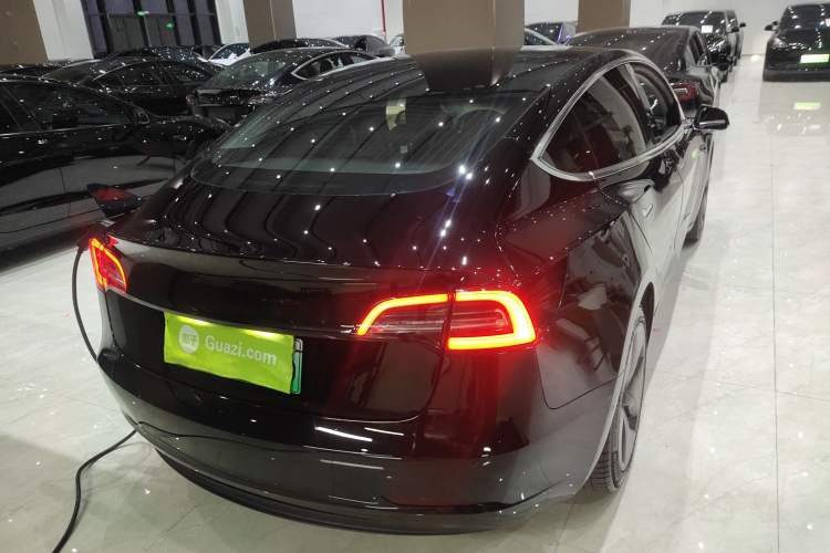 Used Tesla Model 3 2020 Long-Range Rear-Wheel-Drive Version

