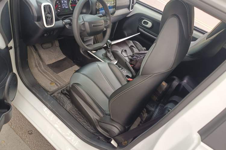 Used Roewe Clever 2022 311km QiQi BoBo Edition Left Front Seat