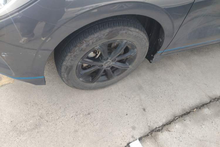 Used BYD e2 2020 Upgraded Version Long-Range Edition Luxury Model Left Front Wheel Hub