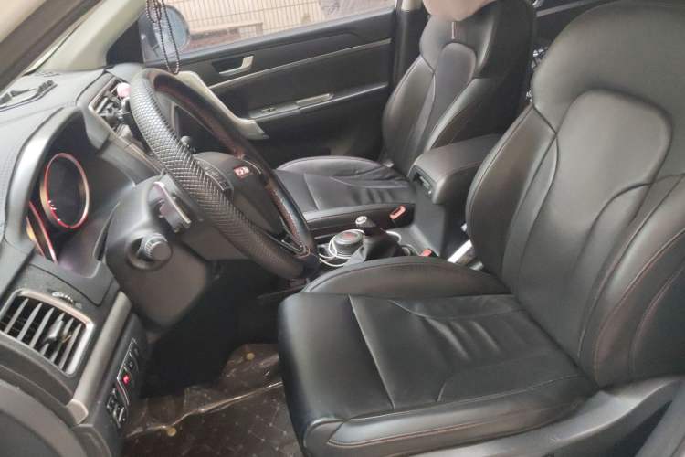 Used Haval H6 2015 Sport Edition 1.5T Automatic Two-Wheel Drive Luxury Model