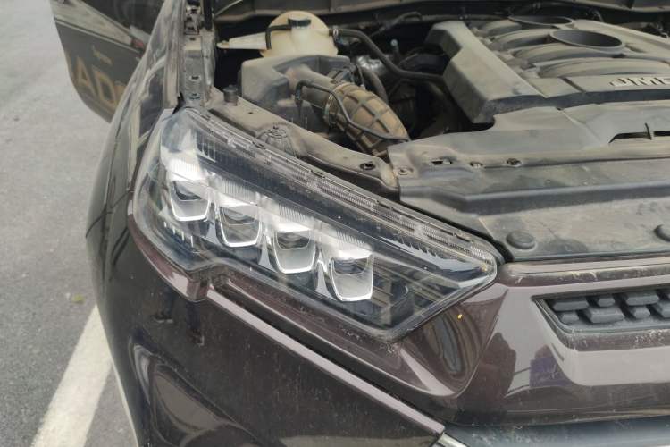 Used JMC Yuhu 9 2019 2.0T Automatic Gasoline Two-Wheel Drive Comfort Edition
