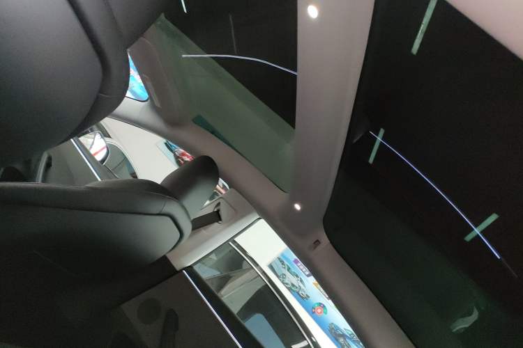 Used Tesla Model 3 2023 Rear-Wheel-Drive Version
