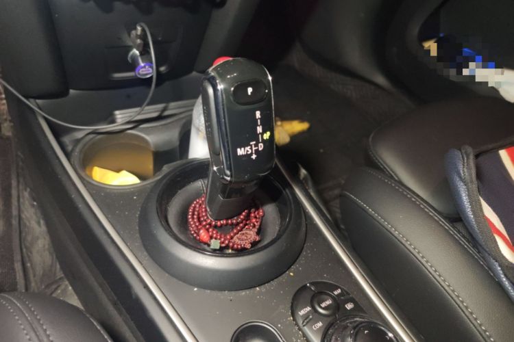 Used MINI Countryman 2022 1.5T COOPER ALL4 Connoisseur Gear Lever