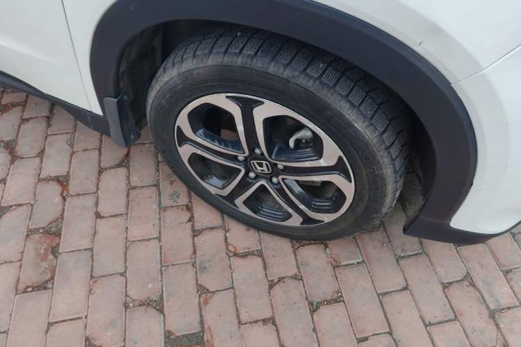 Used Honda XR-V 2017 1.8L EXi CVT Comfort Version Right Front Wheel Hub