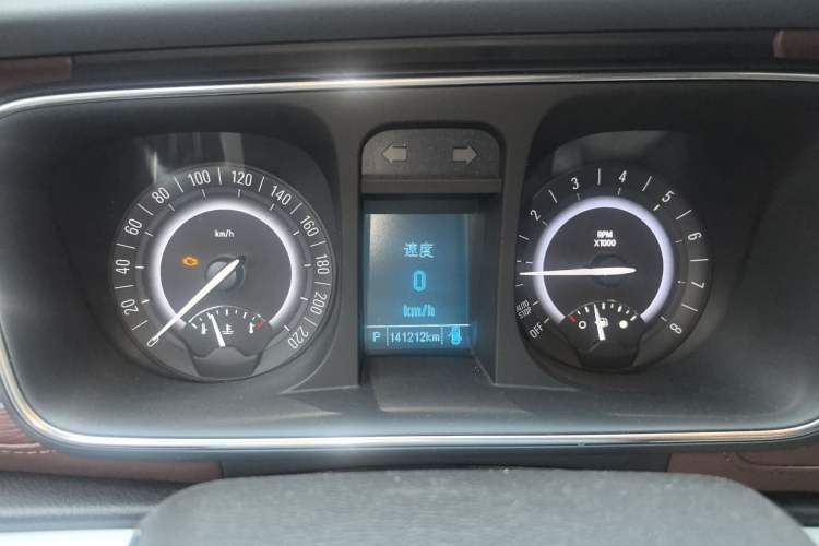 Used Buick GL8 2017 25S Luxury Version China V Standard Instrument Cluster