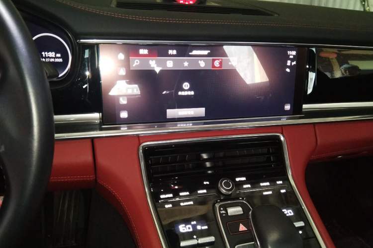 Used Porsche Panamera 2022 Panamera 2.9T Audio And AC Panel