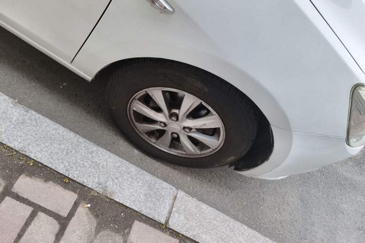 Used Chevrolet Sail 2015 Sail 3 1.3L Manual with Ideal Sunroof Edition
